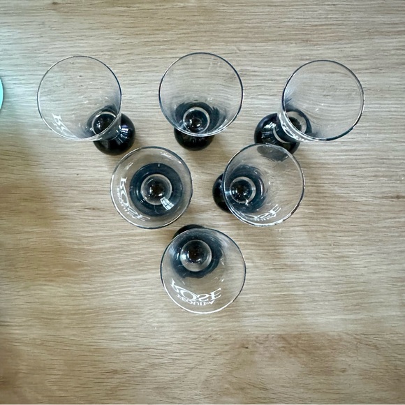 6 Vtg Tequila Rose 2” Black Bubble Glass Shot Glasses - Picture 6 of 7